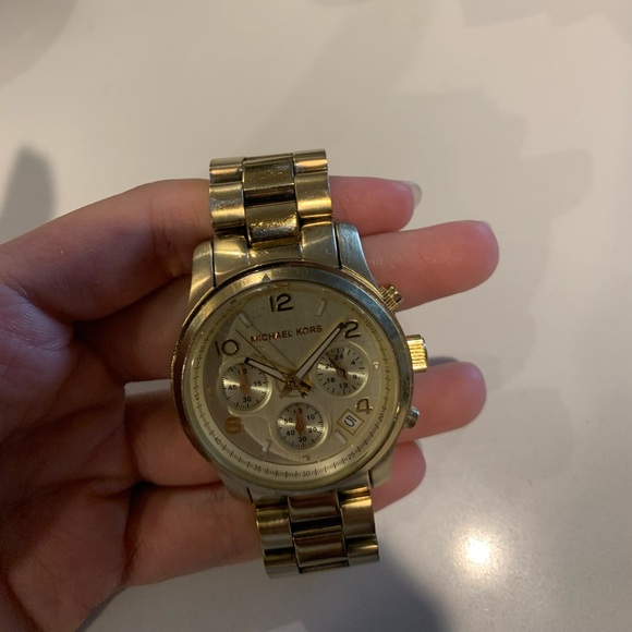 LOT OF 2 MICHAEL KORS WATCHES - Picture 10 of 13